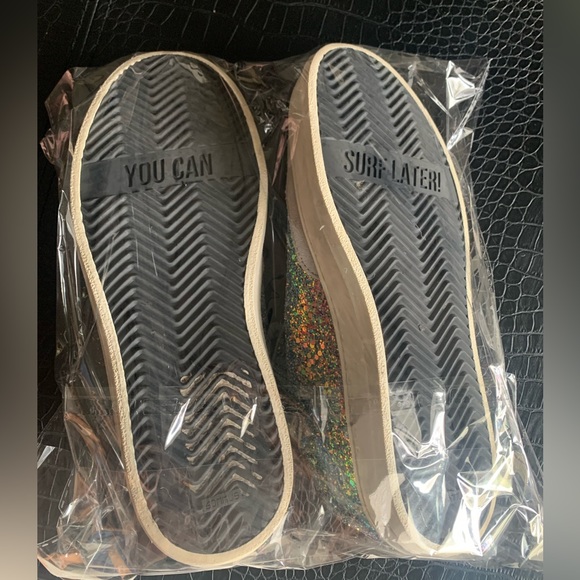 ❌SOLD❌P448 John Iridescent Glitter Low Top Sneakers Womens ✨RARE FIND✨ US 7. - Picture 14 of 16